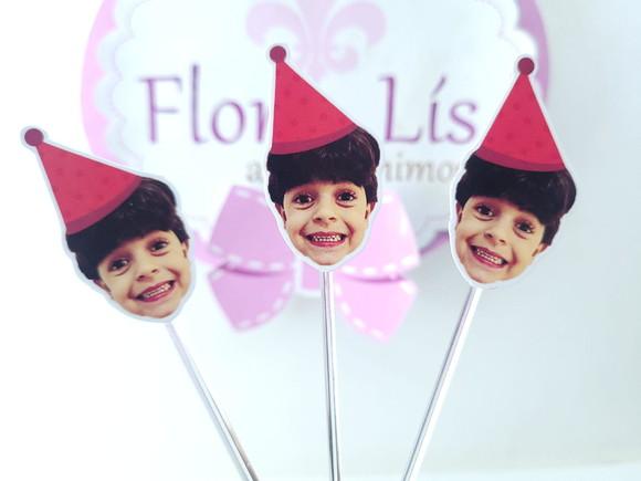 Topper de Docinho Rostinho do Bebê com Foto e Chapeuzinho