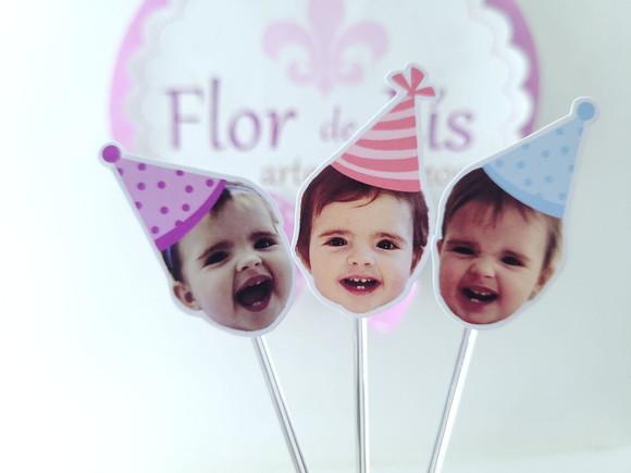 Topper de Docinho Rostinho do Bebê com Foto e Chapeuzinho