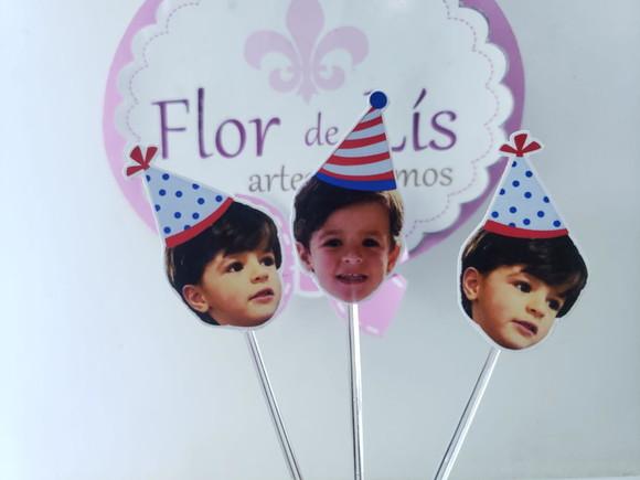 Topper de Docinho Rostinho do Bebê com Foto e Chapeuzinho