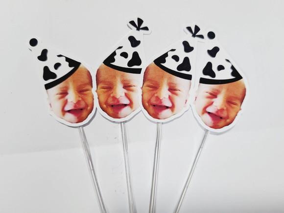 Topper de Docinho Rostinho Fazendinha com Foto e Chapeuzinho