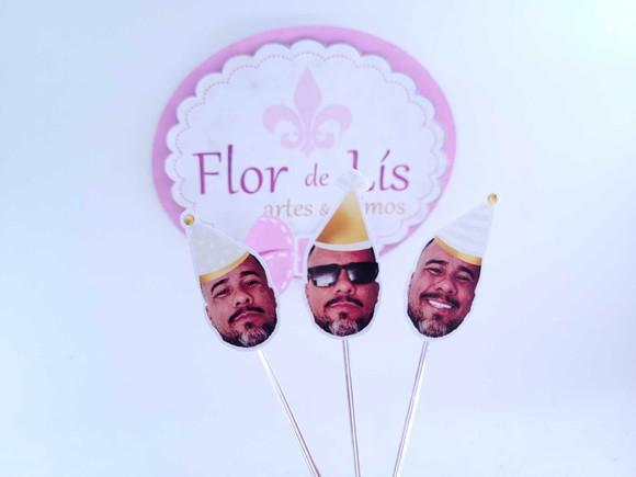 Topper de Docinho Rosto Adulto com Foto Bege e Dourado