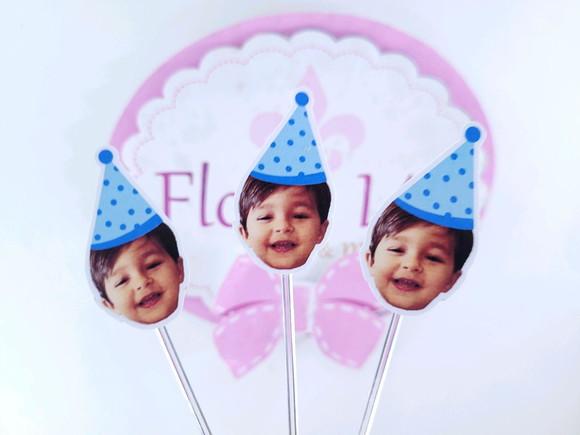 Topper para Docinho com Foto Rosto do Bebê Chapeuzinho Azul