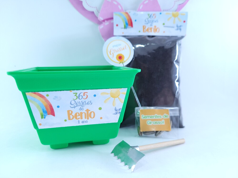 Kit Jardinagem 365 Sorrisos Primeira Volta ao Sol