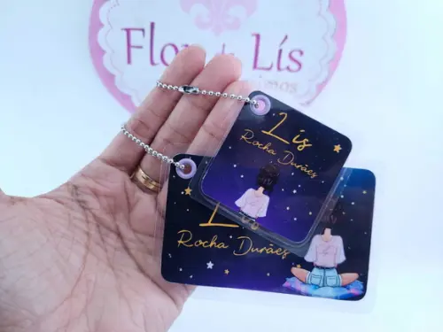 2 Chaveiros Escolar Universo Menina para Mochila e Lancheira