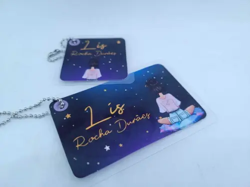 2 Chaveiros Escolar Universo Menina para Mochila e Lancheira