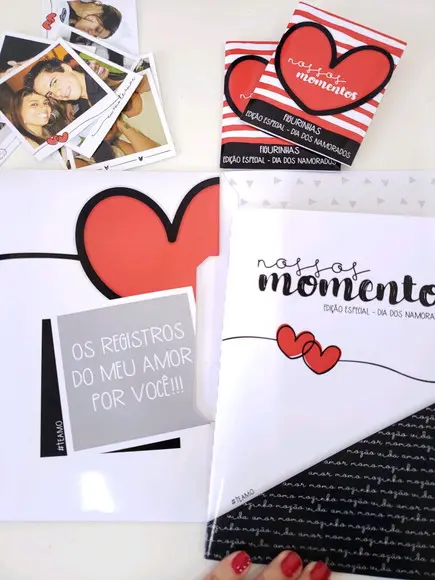 Álbum de Figurinhas Dia dos Namorados Presente Romântico