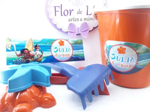 Balde de Praia Personalizado Moana Maui