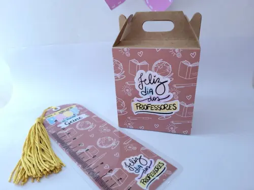 Brinde Dia do Professor Caixa e Marca Páginas Personalizado