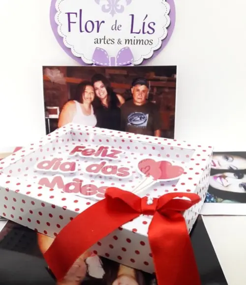 Caixa Explosão Visor Dia das Mães