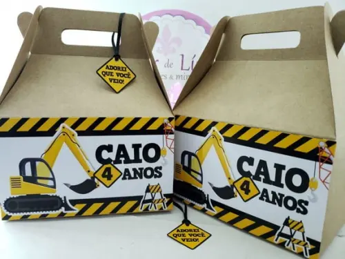Caixa Lanche Maleta Grande Tratores e Obras