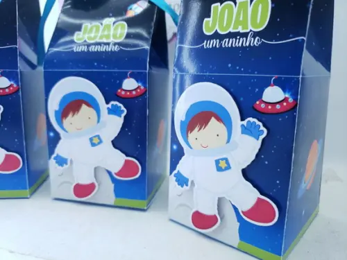 Caixa Milk Personalizada Astronauta Menino