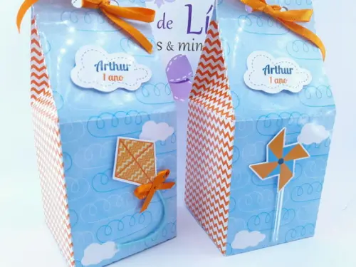 Caixa Milk Personalizada Pipas e Cataventos o Tempo Voa