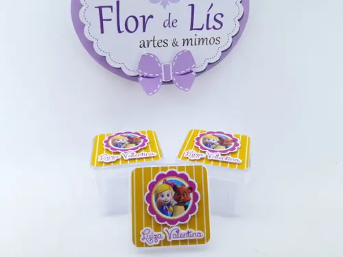 Caixinha Acrílica Cachinhos Dourados 4cm