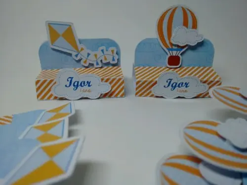 Caixinha Chocolate Duplo Pipas e Balões