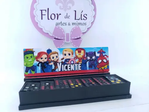Dominó Personalizado Heróis Cute