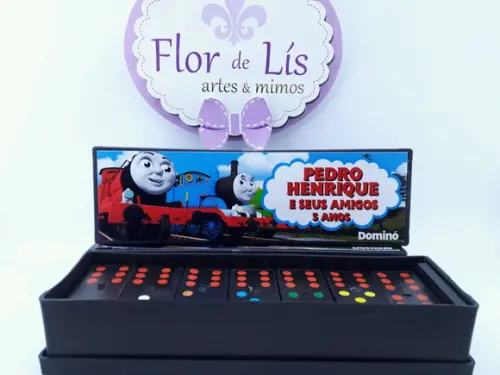 Dominó Thomas e Seus Amigos