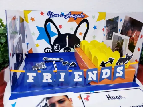 Festa na Caixa Cenário Explosão Amizade para Bolo