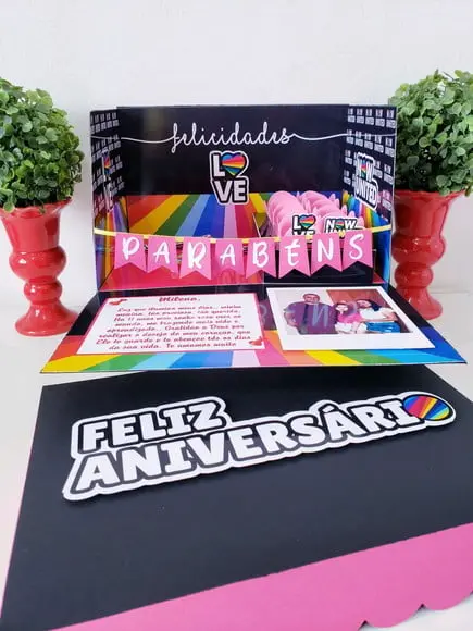 Festa na Caixa Cenário Now United Explosão para Bolo