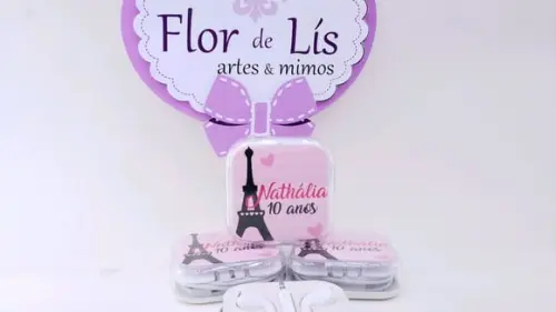 Fone de Ouvido Paris na Caixinha