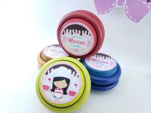 Ioiô Personalizado Confeitaria Menina Docinho