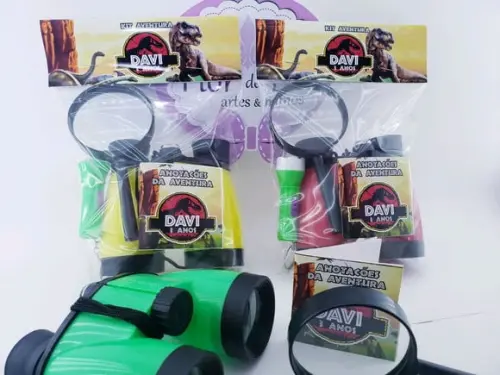 Kit Binóculos Lupa e Lanterna Dinossauro Jurassic Explorador