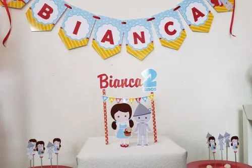 Kit Bolinho em Casa com Topo de Bolo Bandeirola e Toppers Oz