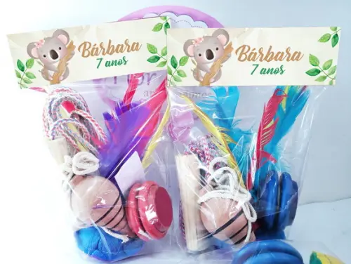 Kit Brinquedos Coala Aquarela Peteca Corda Ioiô e Pião