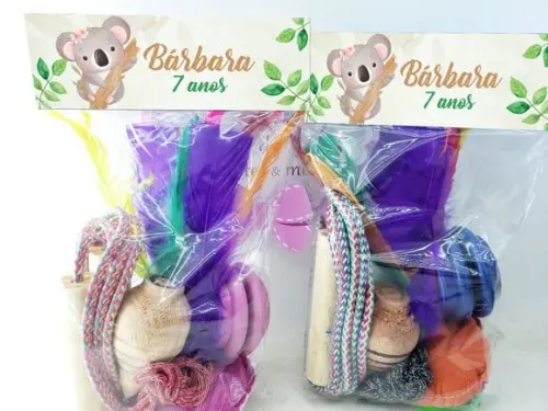 Kit Brinquedos Coala Aquarela Peteca Corda Ioiô e Pião