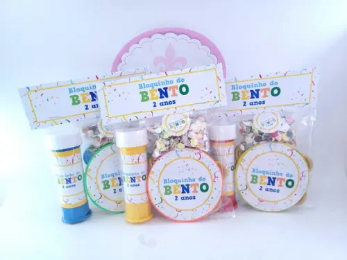 Kit de Carnaval Pandeiro Pequeno Bolha e Confetes Bloquinho