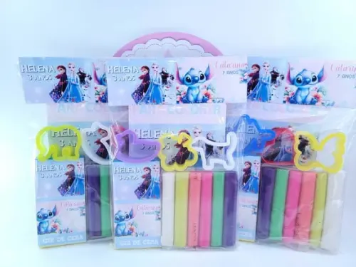 Kit de Colorir com Massinha Dois Temas Stitch e Frozen