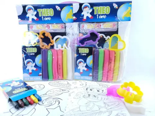 Kit de Colorir com Massinha Festa Astronauta Lembrancinha