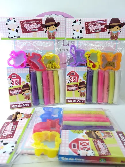 Kit de Colorir com Massinha Lembrancinha Fazendinha Rosa
