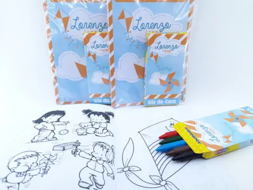 Kit de Colorir Pipas e Cataventos