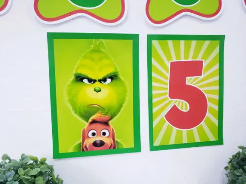 Kit de Parede Festa em Casa Grinch com Bandeirola