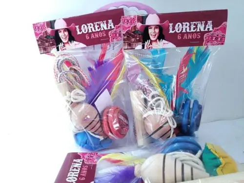 Kit Diversão Boiadeira Corda Peteca Ioio Pião Lembrancinha