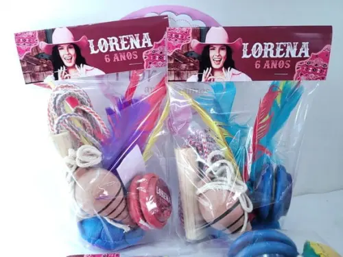 Kit Diversão Boiadeira Corda Peteca Ioio Pião Lembrancinha