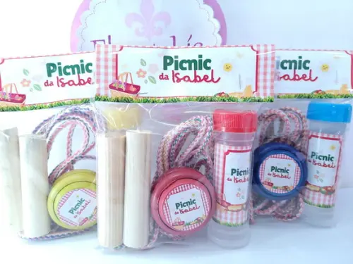 Kit Diversão Brinquedos Piquenique Menina Corda Bolha e Ioiô