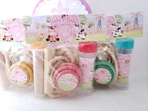 Kit Diversão Fazendinha Aquarela Menina Corda e Bolha