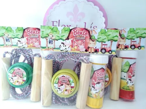Kit Diversão Fazendinha Aquarela Menino Corda e Bolha