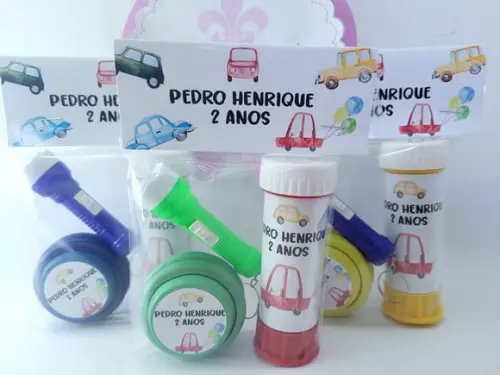 Kit Diversão Lembrancinha Carrinho com Ioiô e Bolha