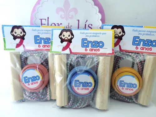 Kit Diversão Lembrancinha Cristã Jesus Corda e Ioiô