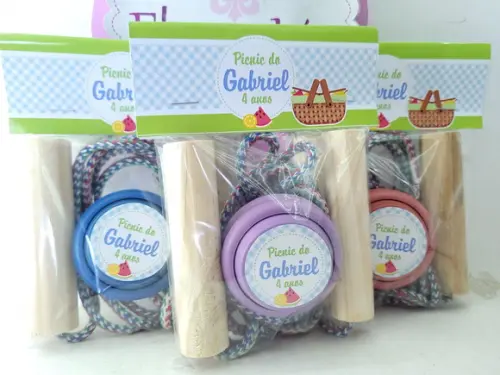 Kit Diversão Lembrancinha Piquenique Menino Corda e Ioiô