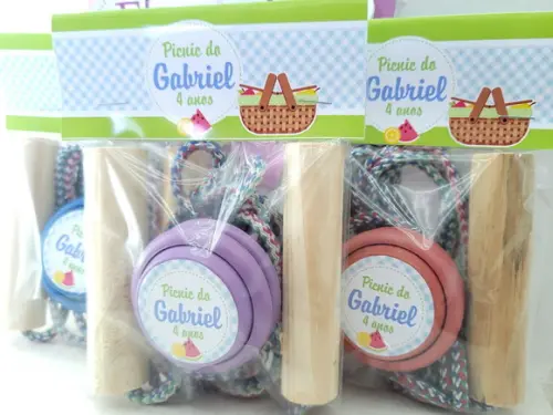 Kit Diversão Lembrancinha Piquenique Menino Corda e Ioiô