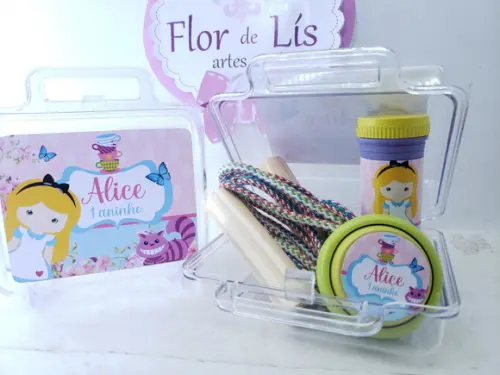 Kit Diversão na Maleta Alice no País das Maravilhas Corda