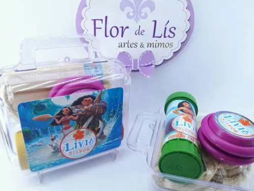 Kit Diversão na Maleta Moana