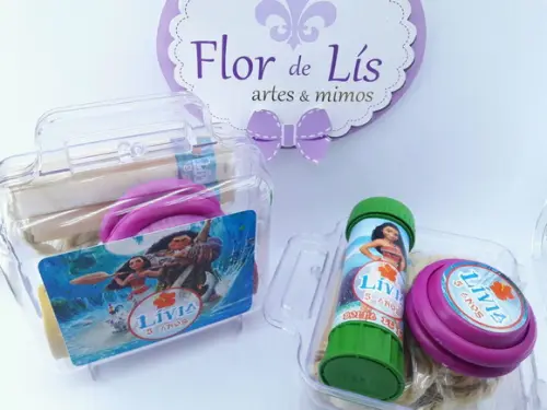 Kit Diversão na Maleta Moana