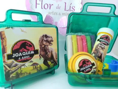 Kit Diversão na Maletinha Dinossauro Massinha