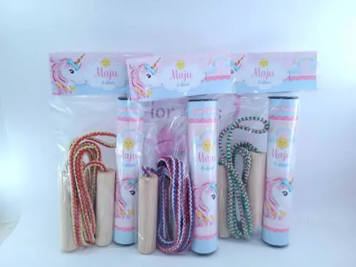 Kit Diversão Unicórnio Pega Varetas e Pula Corda