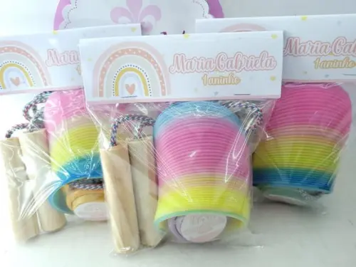 Kit Divertido Arco Íris Boho com Mola Corda e Ioiô