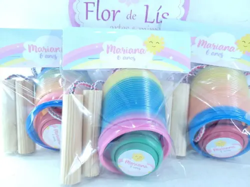 Kit Divertido Arco Íris Raio de Sol com Mola Corda e Ioiô